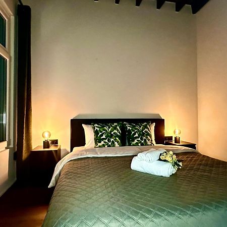 Luxury Suites Princess By Rikas Hotels Antwerpen Exteriör bild