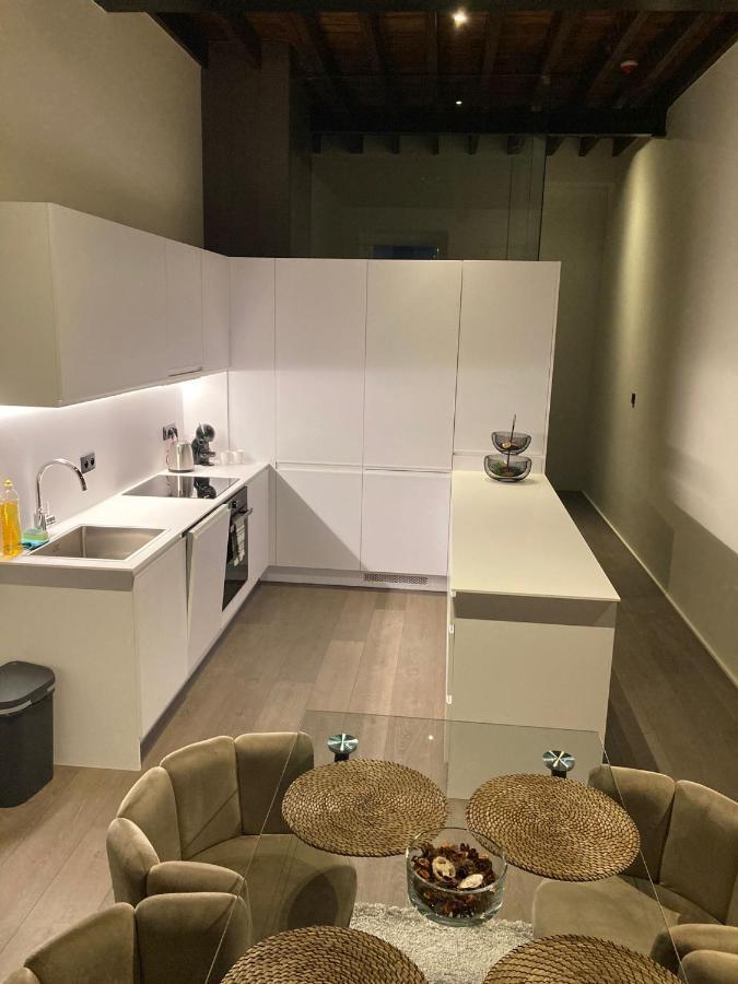 Luxury Suites Princess By Rikas Hotels Antwerpen Exteriör bild