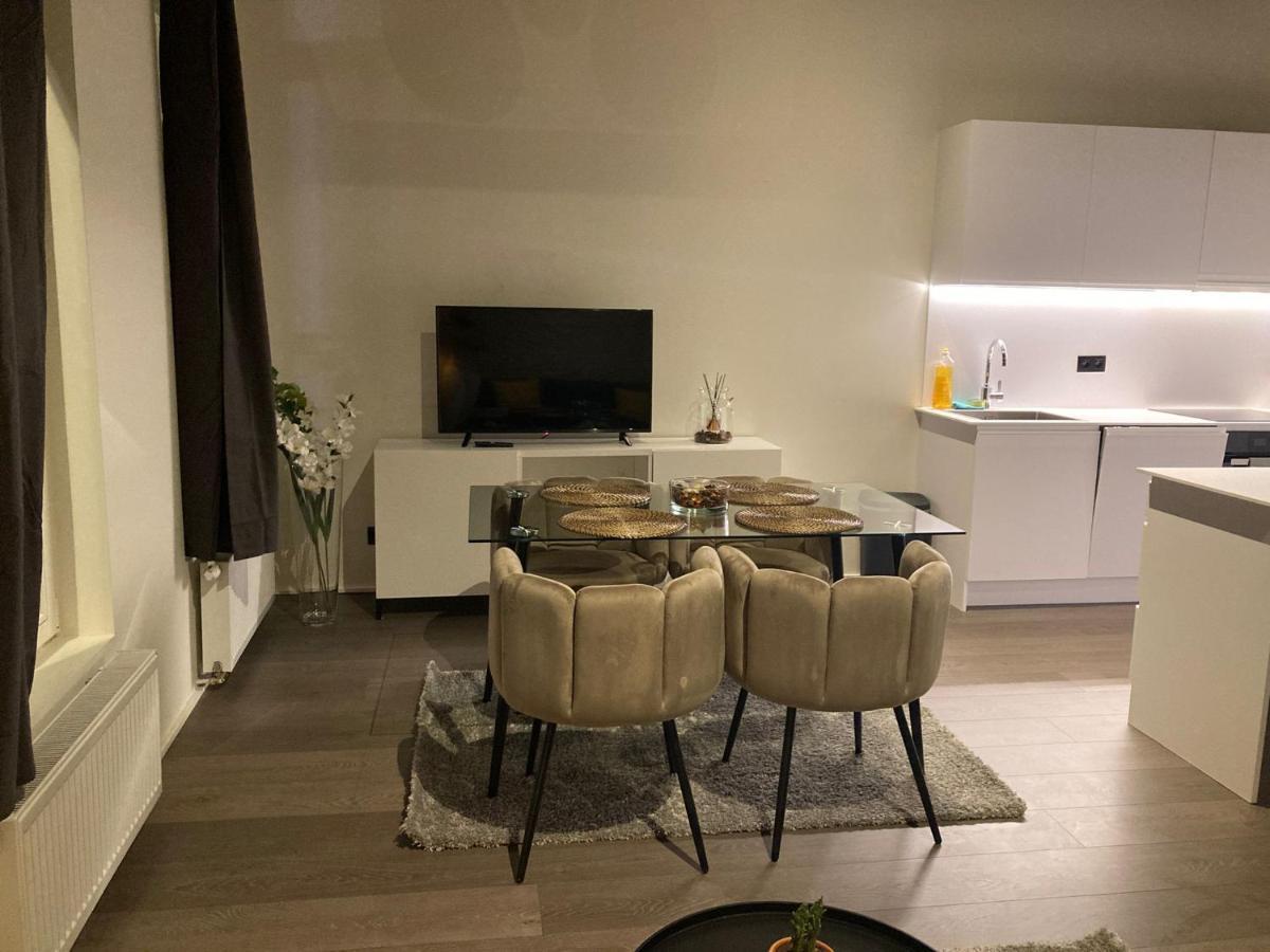 Luxury Suites Princess By Rikas Hotels Antwerpen Exteriör bild