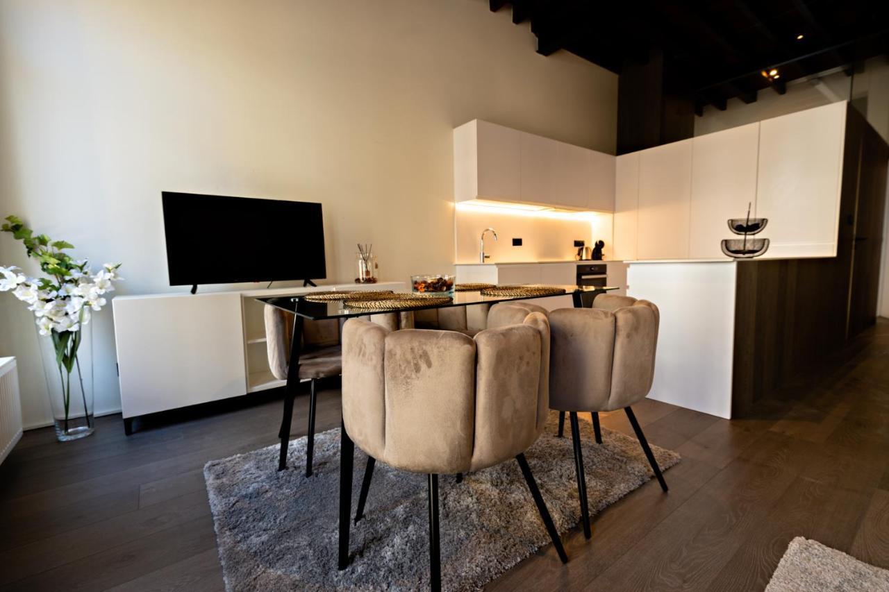Luxury Suites Princess By Rikas Hotels Antwerpen Exteriör bild