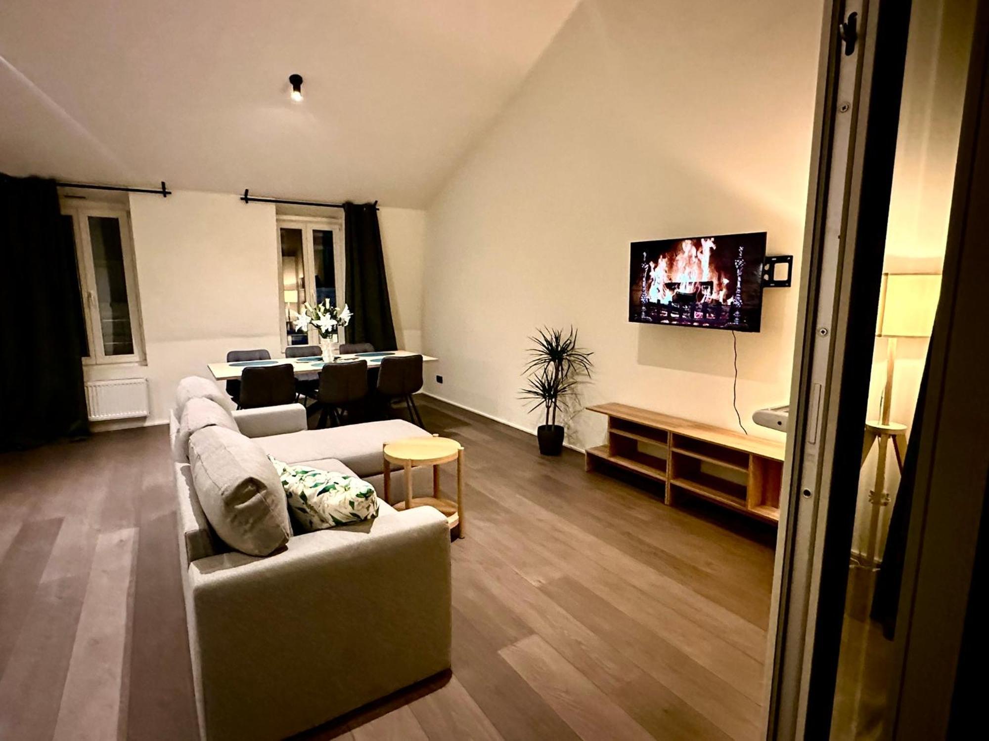 Luxury Suites Princess By Rikas Hotels Antwerpen Exteriör bild