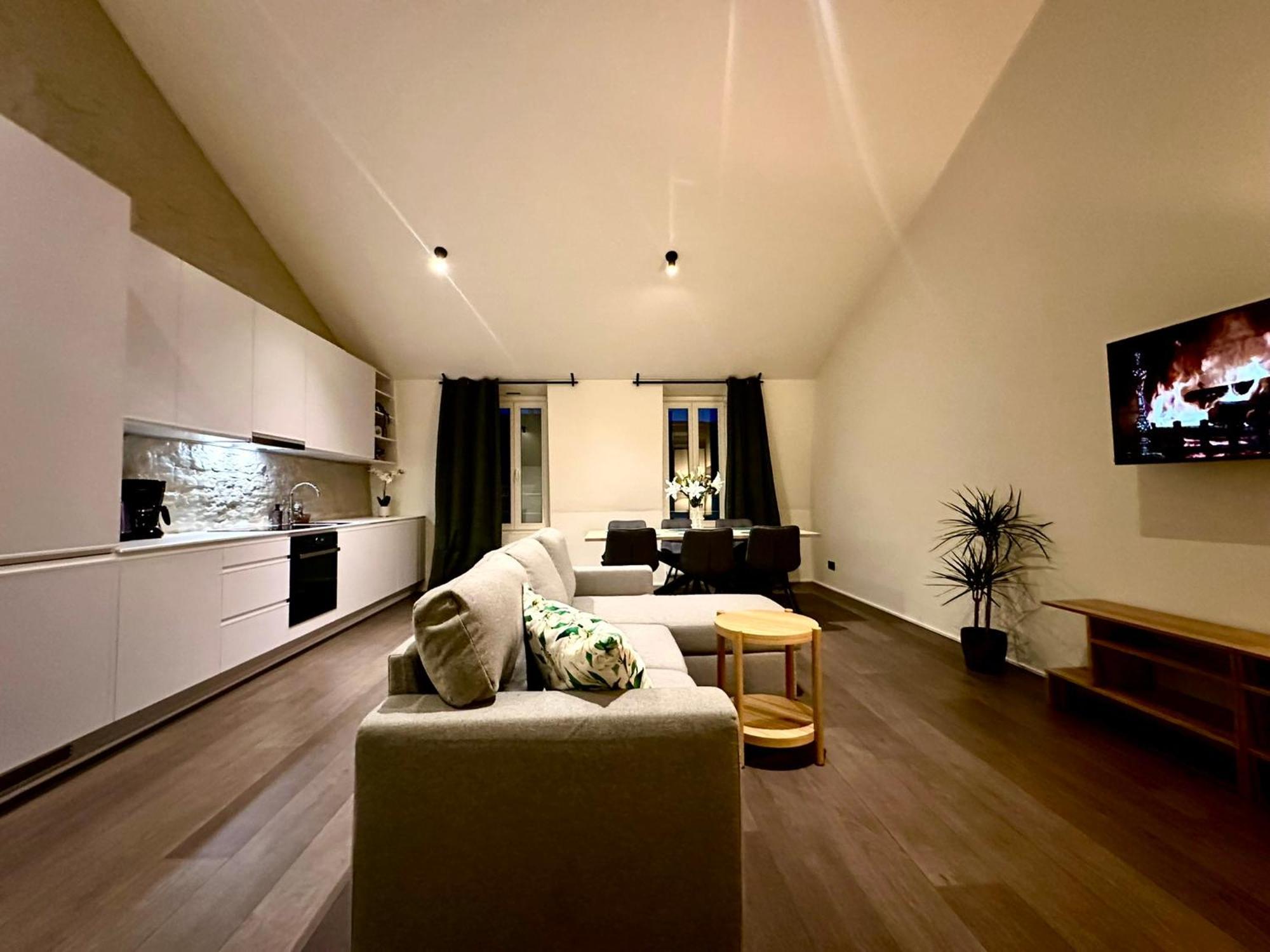 Luxury Suites Princess By Rikas Hotels Antwerpen Exteriör bild