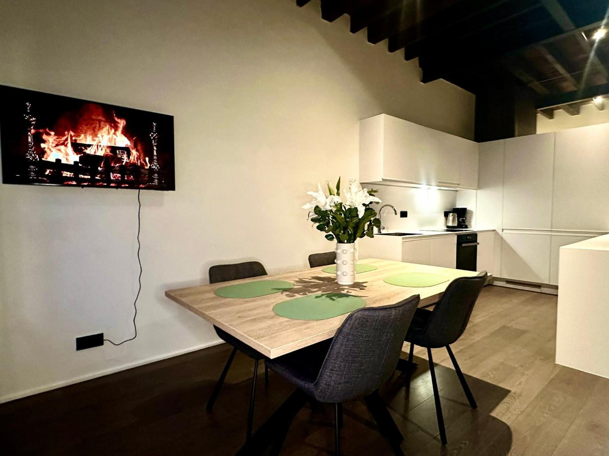 Luxury Suites Princess By Rikas Hotels Antwerpen Exteriör bild